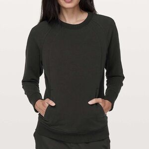 Lululemon Crewneck with Kangaroo Pocket sz 4